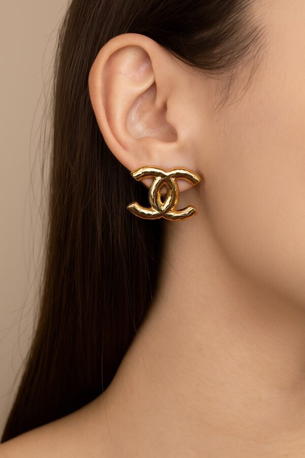 “Golden Elegance” Altın Kaplama Kadın Küpe Habos Store