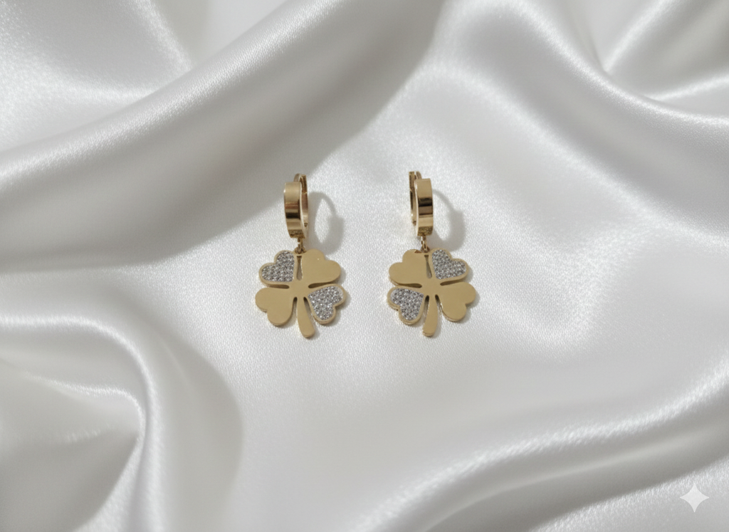 “Golden Blossom” Taşlı Çiçekli Altın Kaplama Kadın Küpe Habos Store