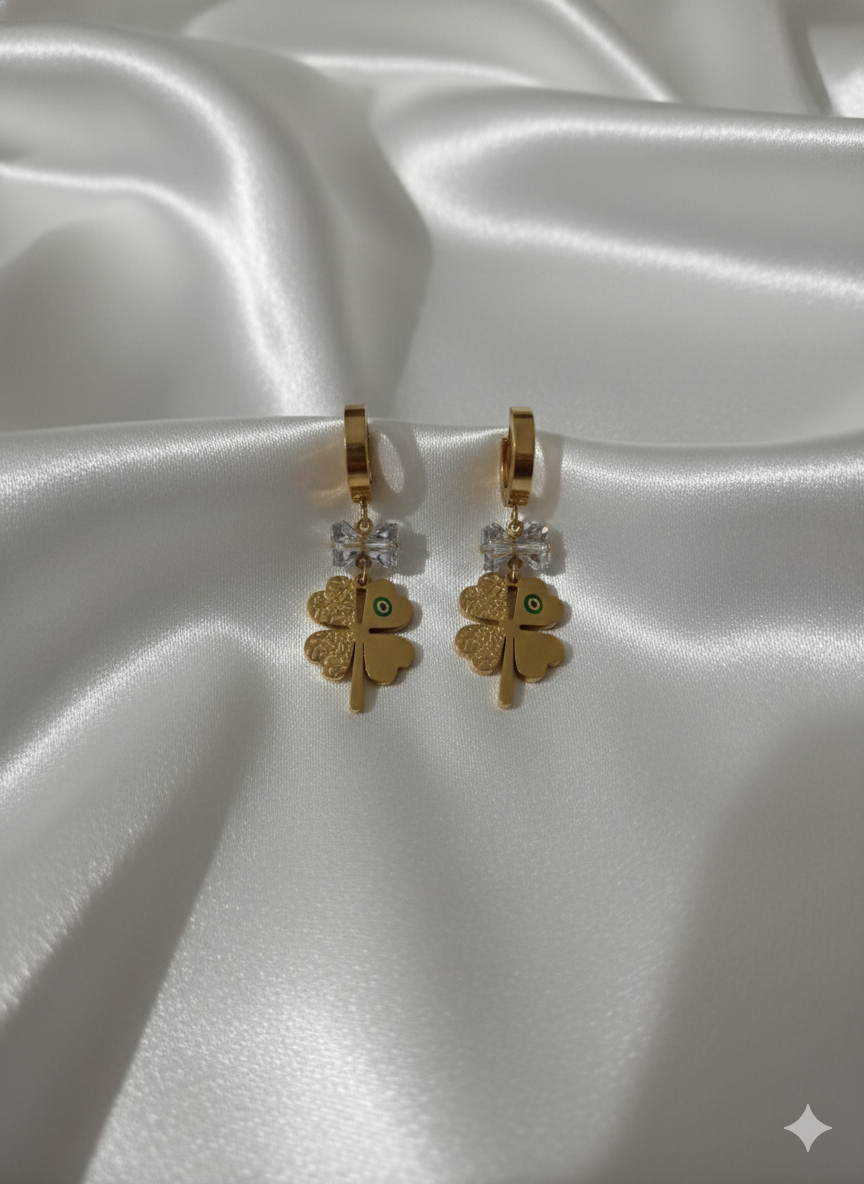 “Golden Elegance” Altın Renkli Kadın Küpe Habos Store